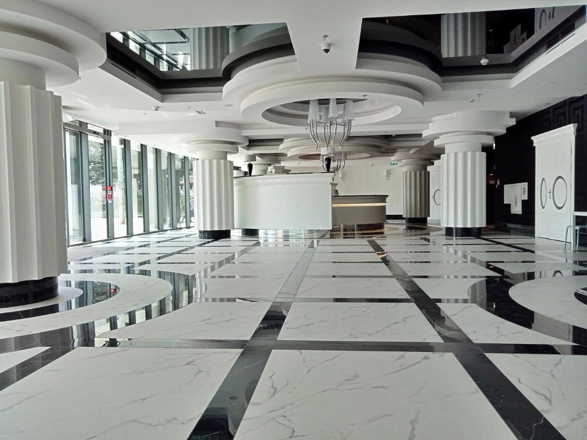 Hanza Tower - Luxurious Apartment 60M2 - 15Th Floor City View Stettino Esterno foto